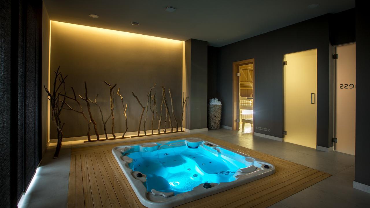 לופאר Luxury Suites Bellevue מראה חיצוני תמונה